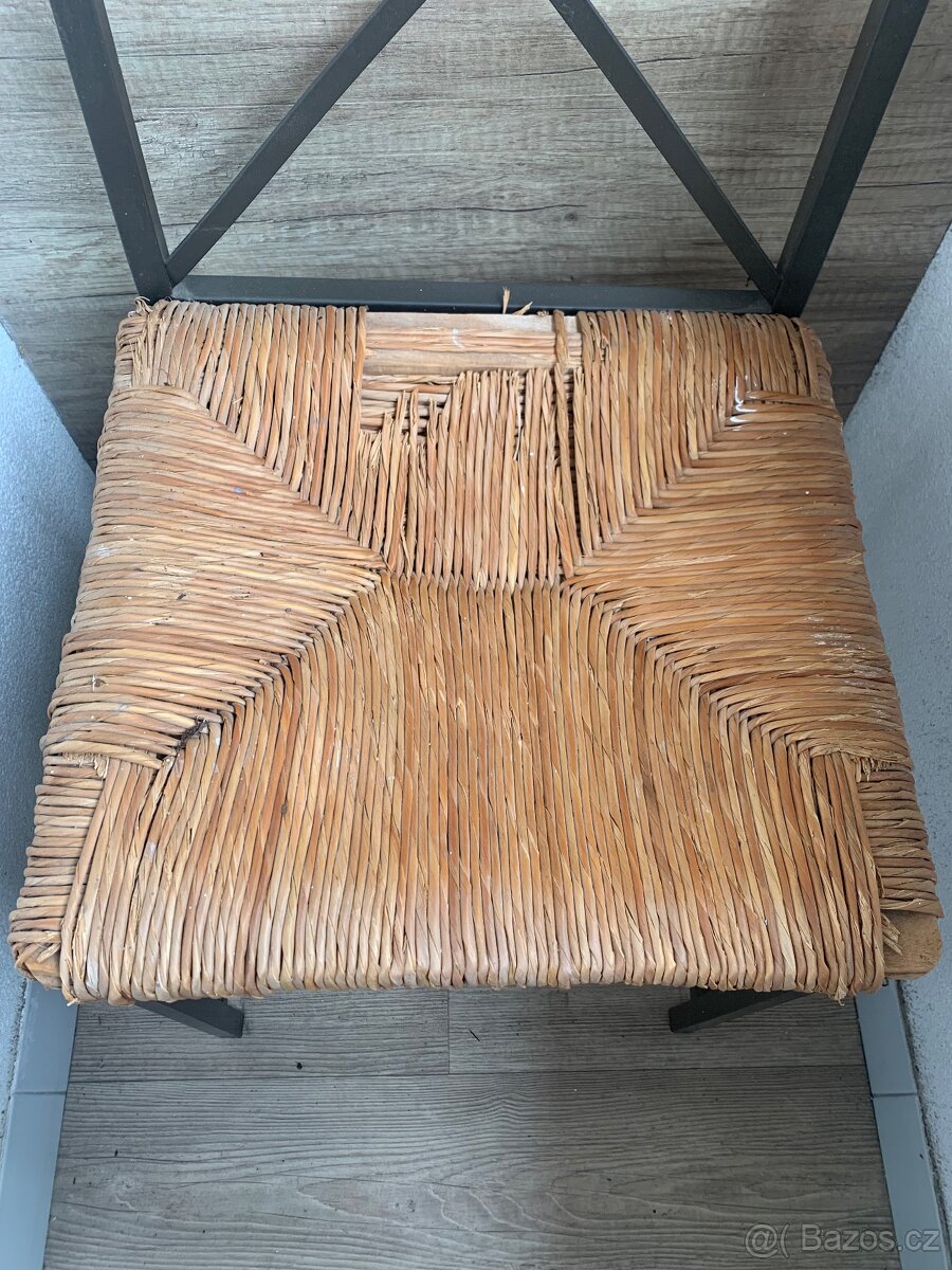 Kovové s rproutěným sedákem IKEA - 3