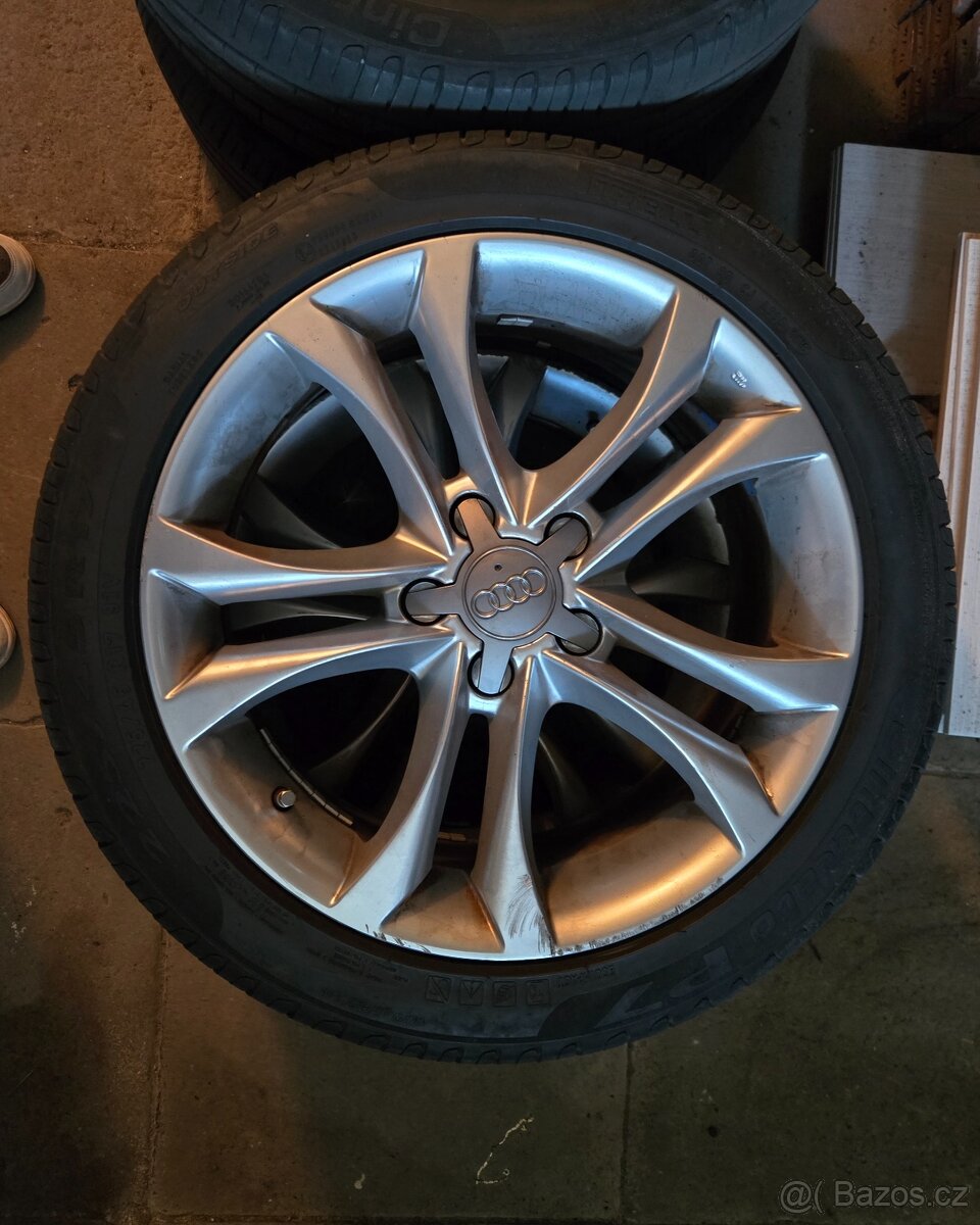 Kola Audi r17 - replika - 3