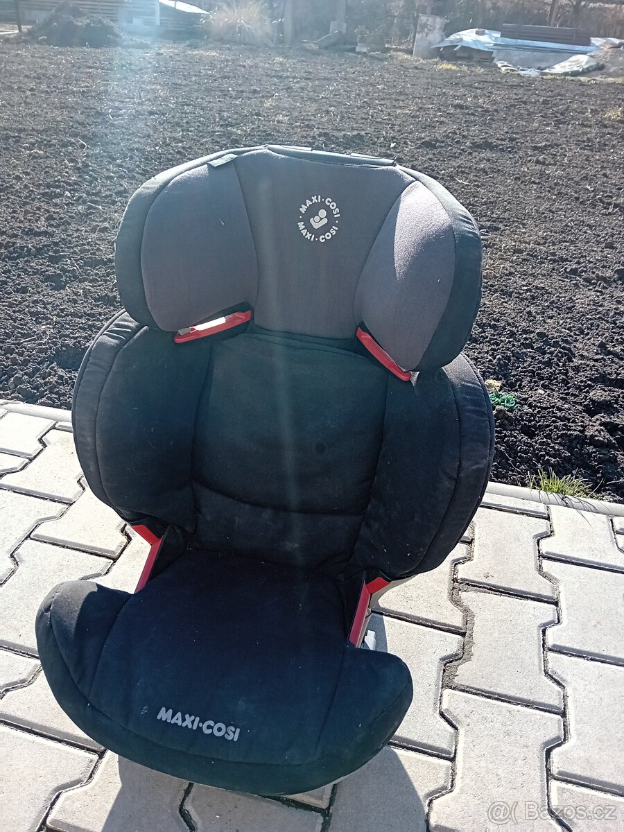 Autosedačka(cena za obě dvě) - 3