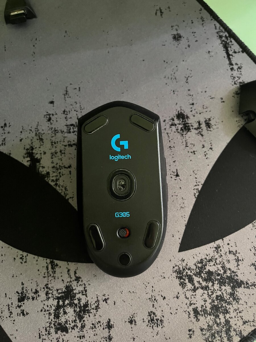 Herní myš Logitech G305 - 3