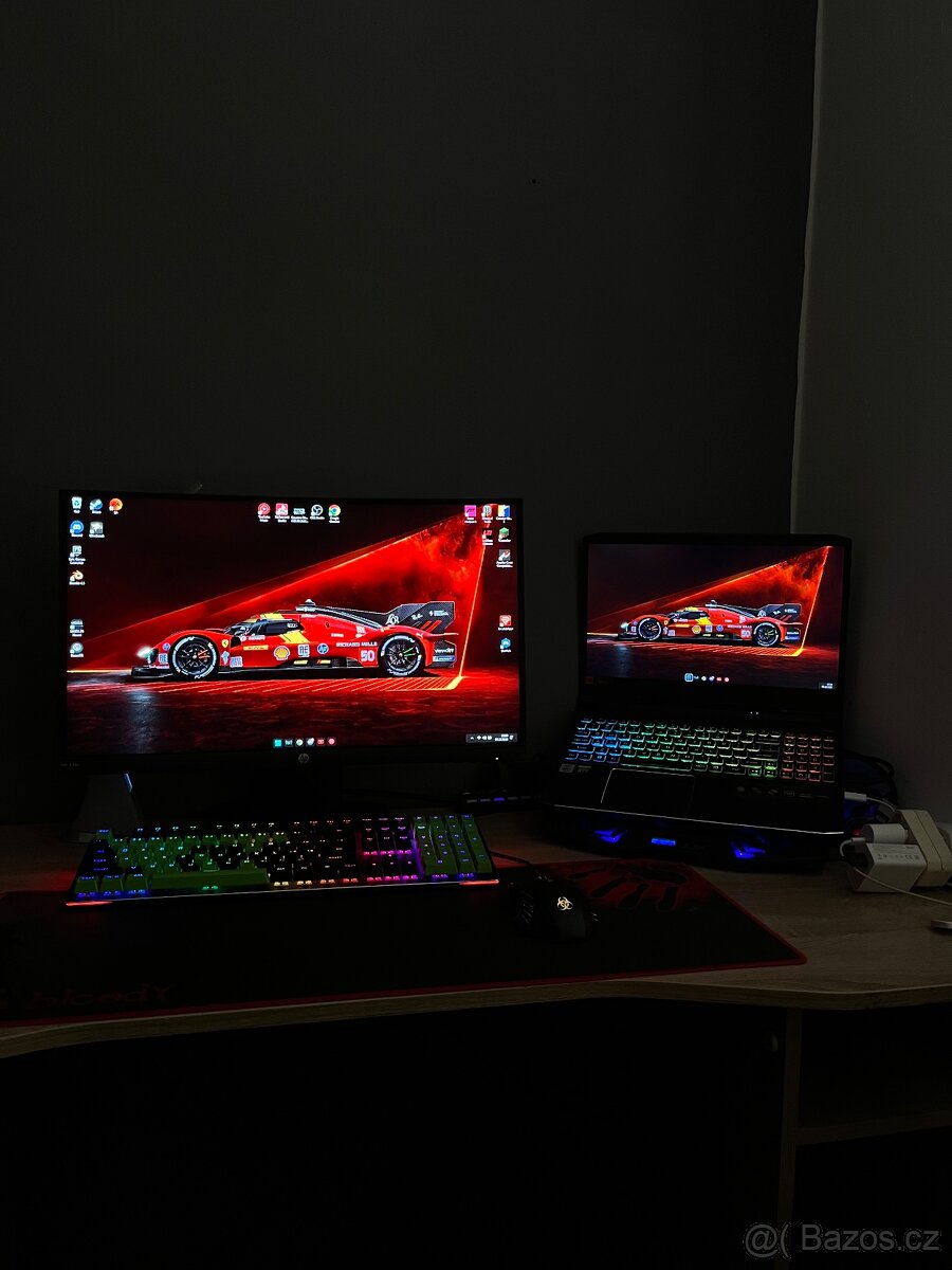 PREDATOR Helios 300 - 3