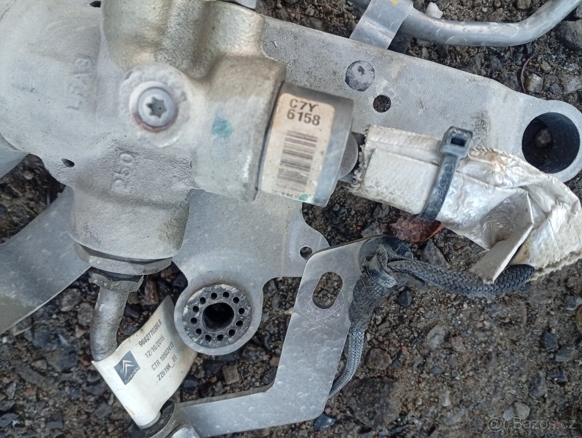 CITROEN C5 III RV 2015 HYDROACTIV STŘEDOVÁ PŘEDNÍ KOULE - 3