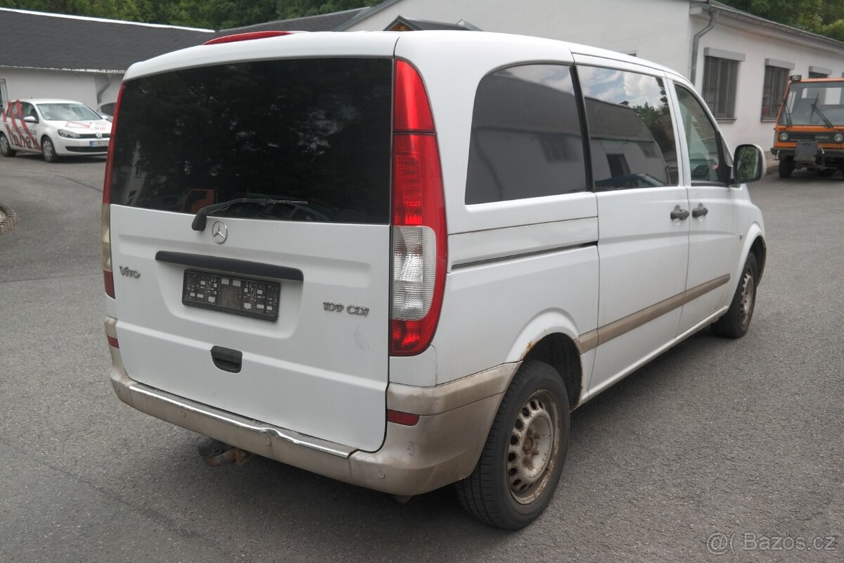 Karoserie na Mercedes Benz Vito 109 CDI klimatizace 6 míst - 3