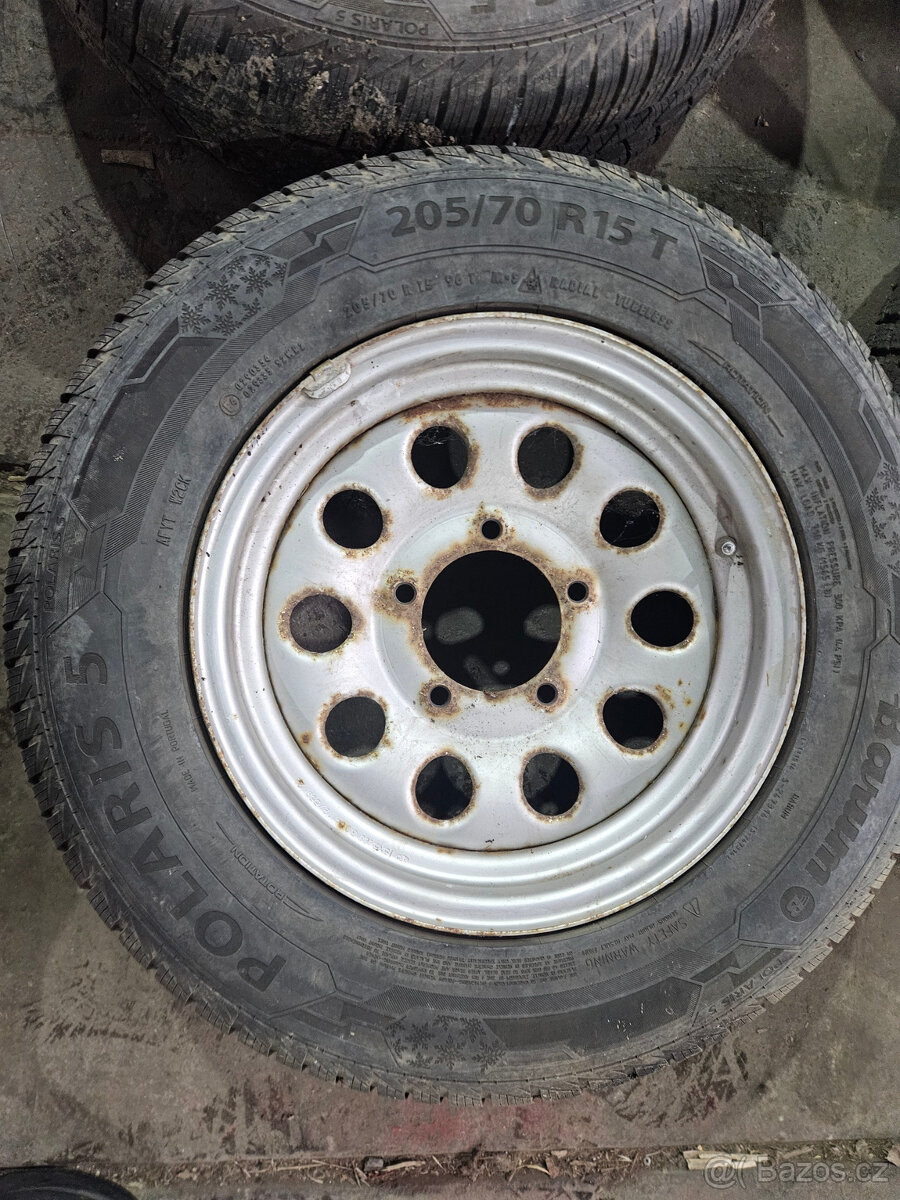 Sada disků 5x139,7mm s pneu 205/70/15 - Jimny - 3