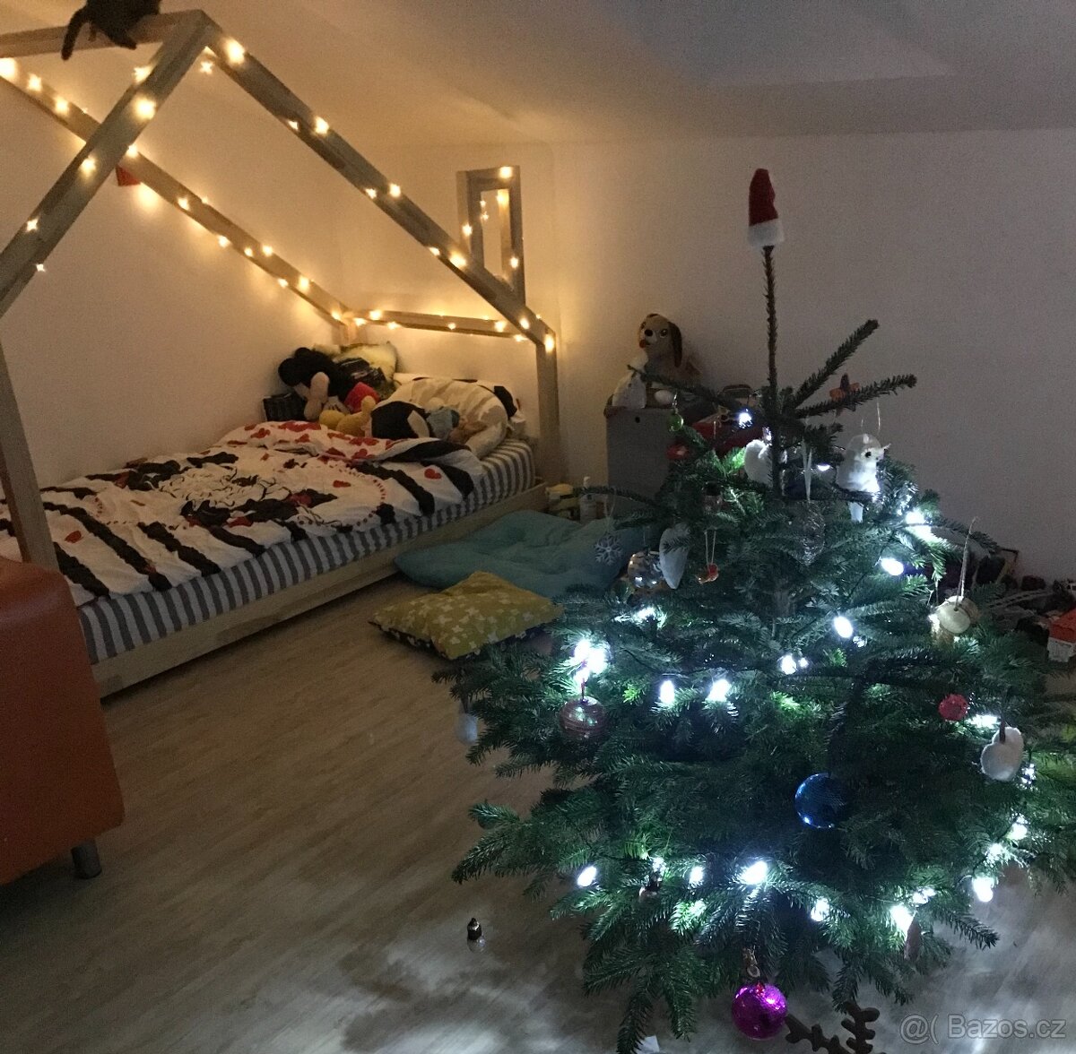 Postel domeček s komínem - 100x200cm - 3