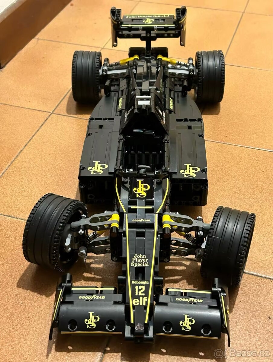 NOVÉ Lotus Renault F1 - 982ks kostek - 3