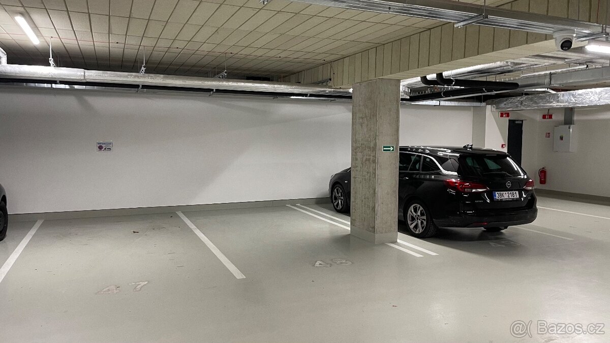 Parkovací stání v centru Brna - 3