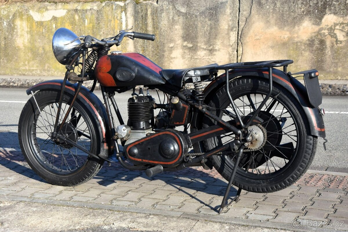 Předválečná pětistovka - 3