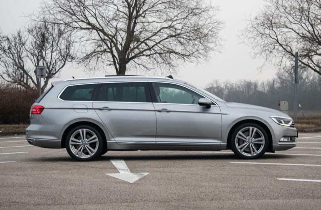 Volkswagen Passat Variant 2.0 BiTDI 240k Highline 4MOTION - 3