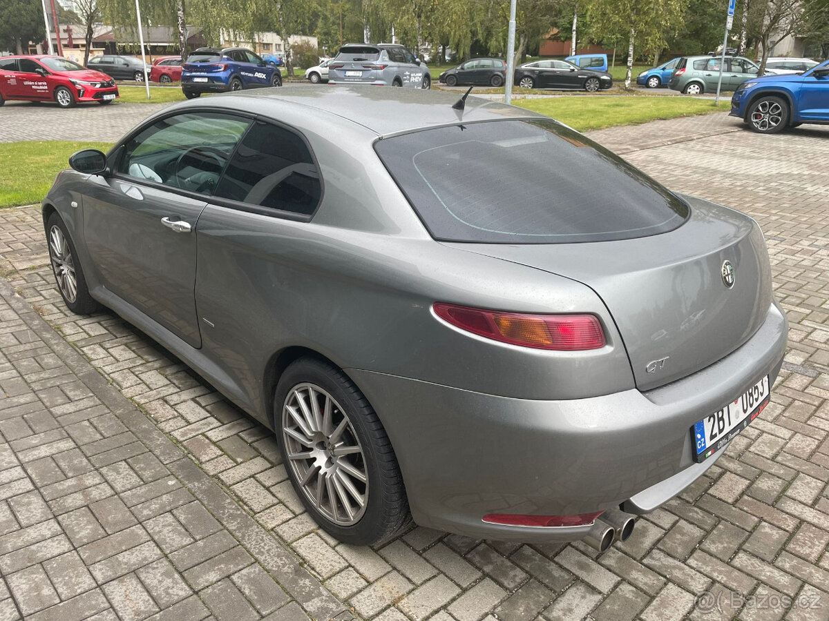 Alfa Romeo GT 3.2 V6 - 3