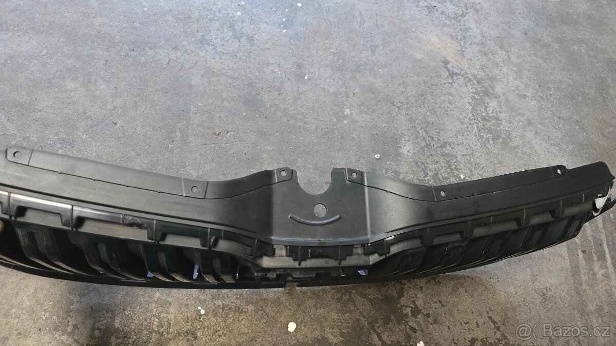 MASKA NÁRAZNÍKU KAMIQ - 3