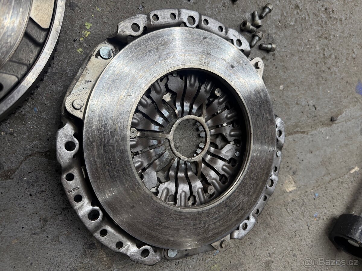 Zanovni spojka e91 m47d20 120kw - 3