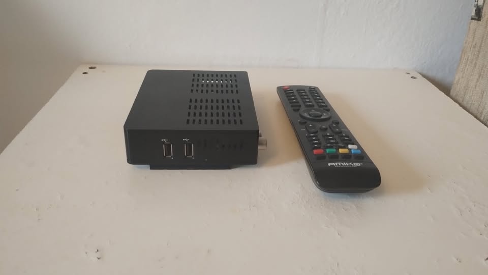 Amiko MINI HD265 DVBT2 + Satelitní tuner - 3