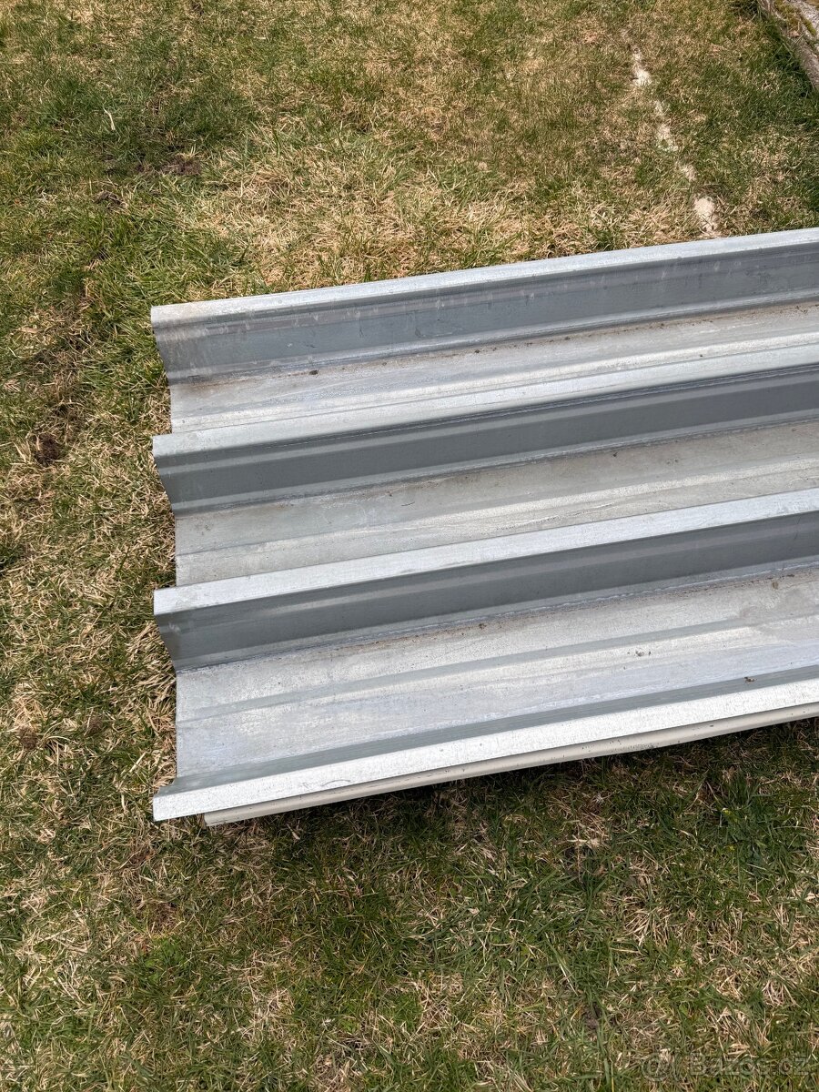 trapézové plechy 4 ks neprovrtano - 3