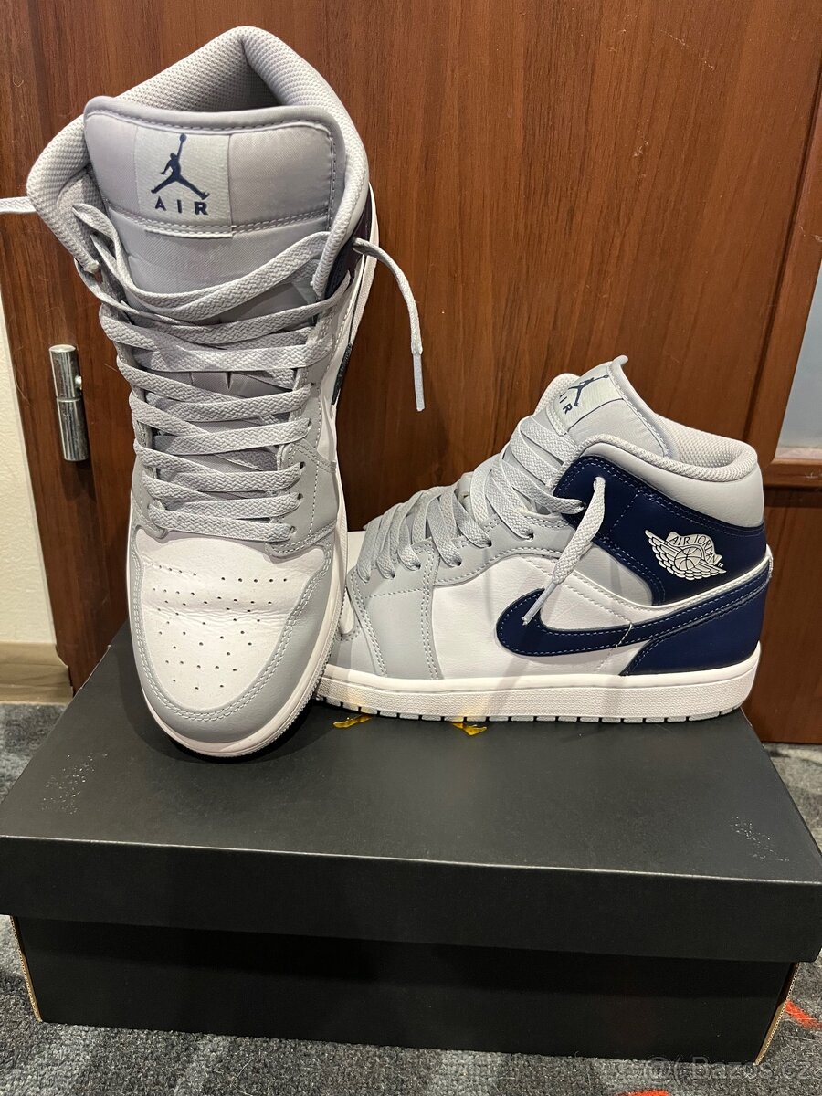 Boty Nike Air Jordan 1 (45.5) - 3