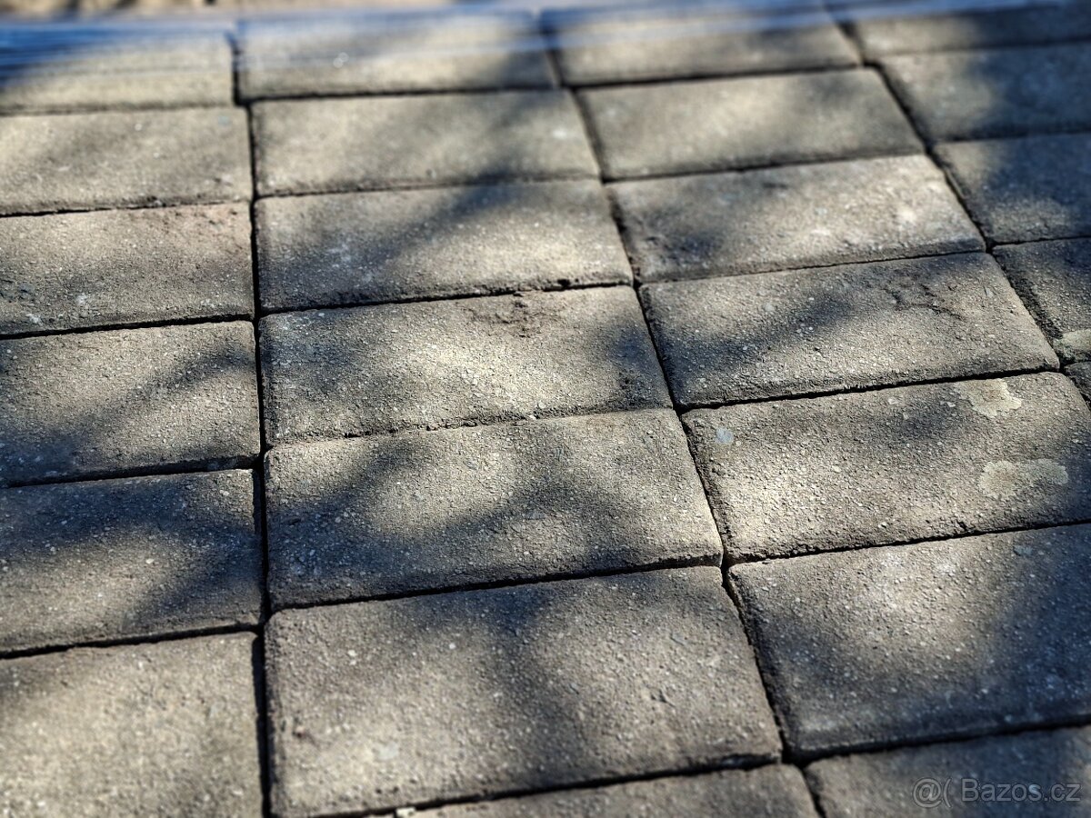 Zamkova dlazba - 3