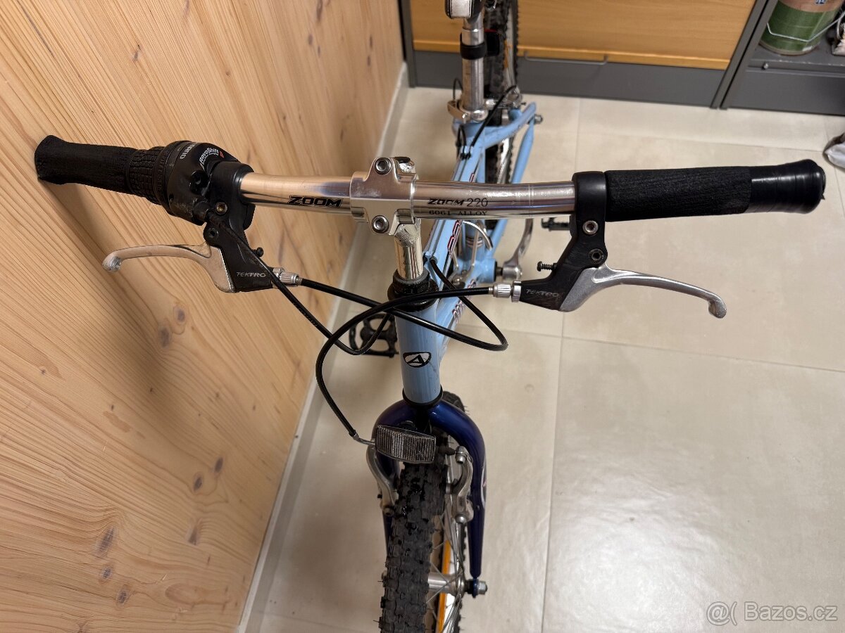 Author Cosmic 20 - 3