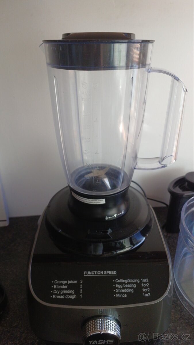 Kuchyňský robot - 3