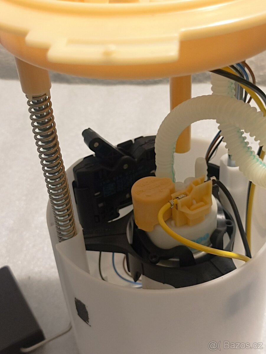 PALIVOVÉ ČERPADLO ŠKODA - 1K0 919 050J DIESEL - 3