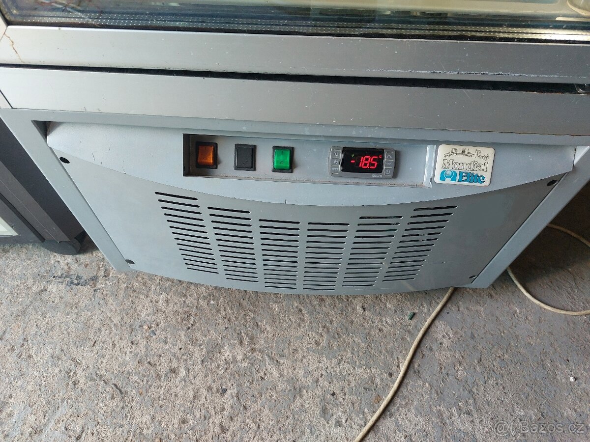 Gastro mrazící vitrína Mondial N400 - 3