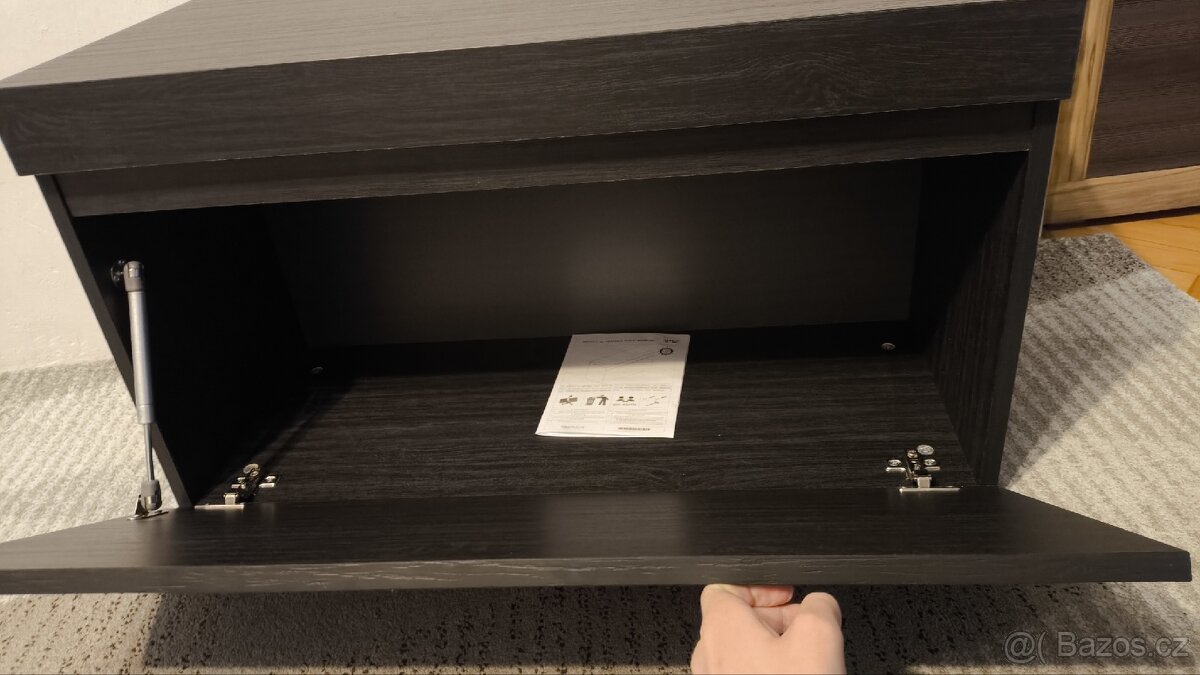 Černá skříňka nová (při přepravě jemně poškozena) - 3