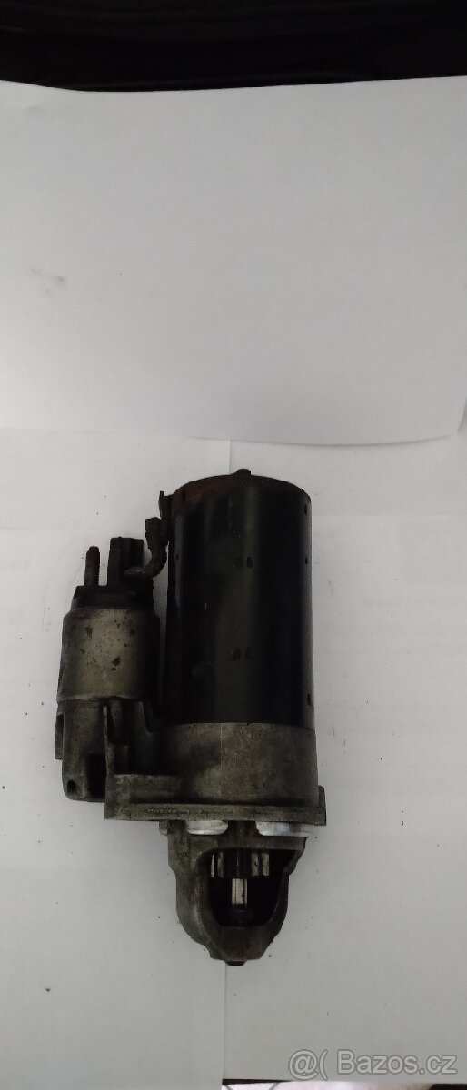 Startér Audi A6C6 - 3