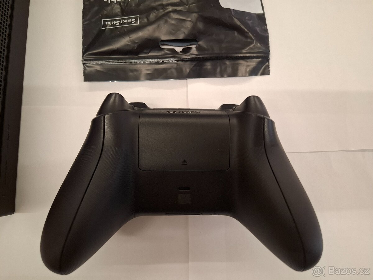 Xbox One X -1TB- Po repasu - 3