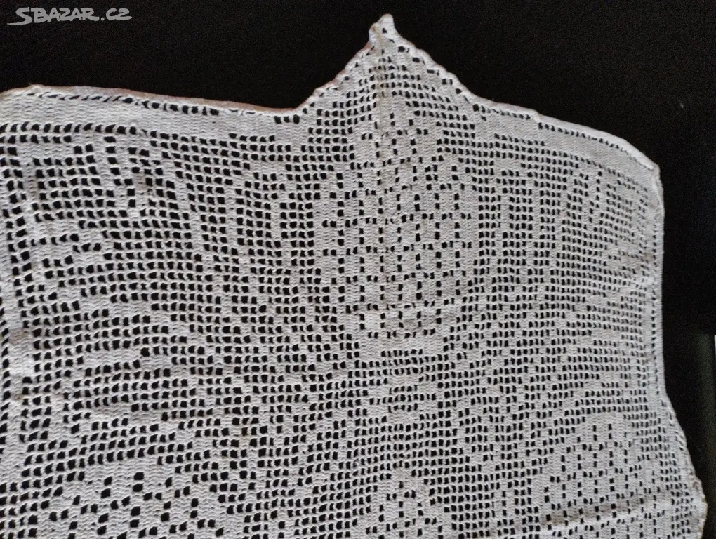 Veká ručně háčkovaná dečka - 3