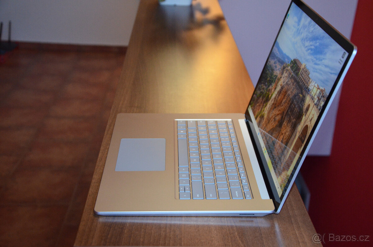 Microsoft Surface Laptop 3 i5/8GB/SSD 256GB/dotyk - 3