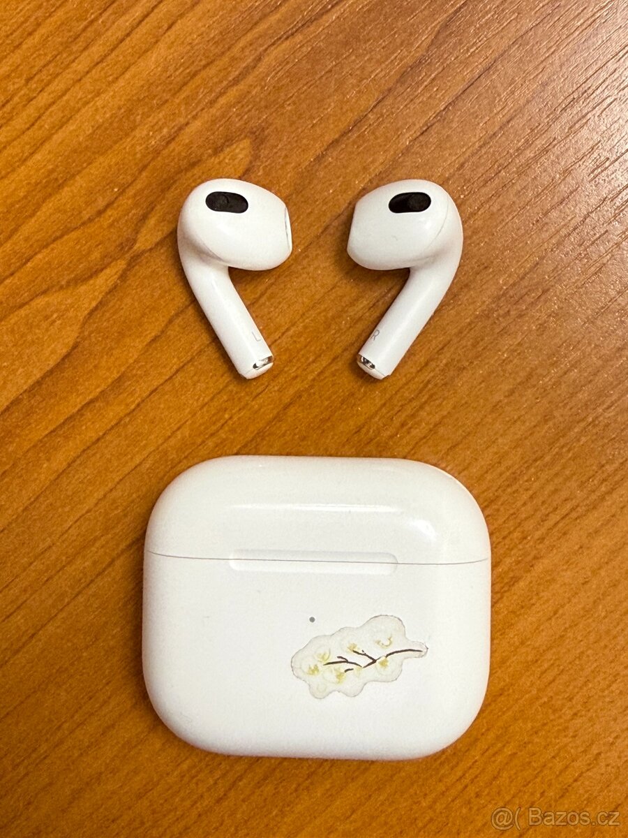 AirPods (3rd generation) - 3