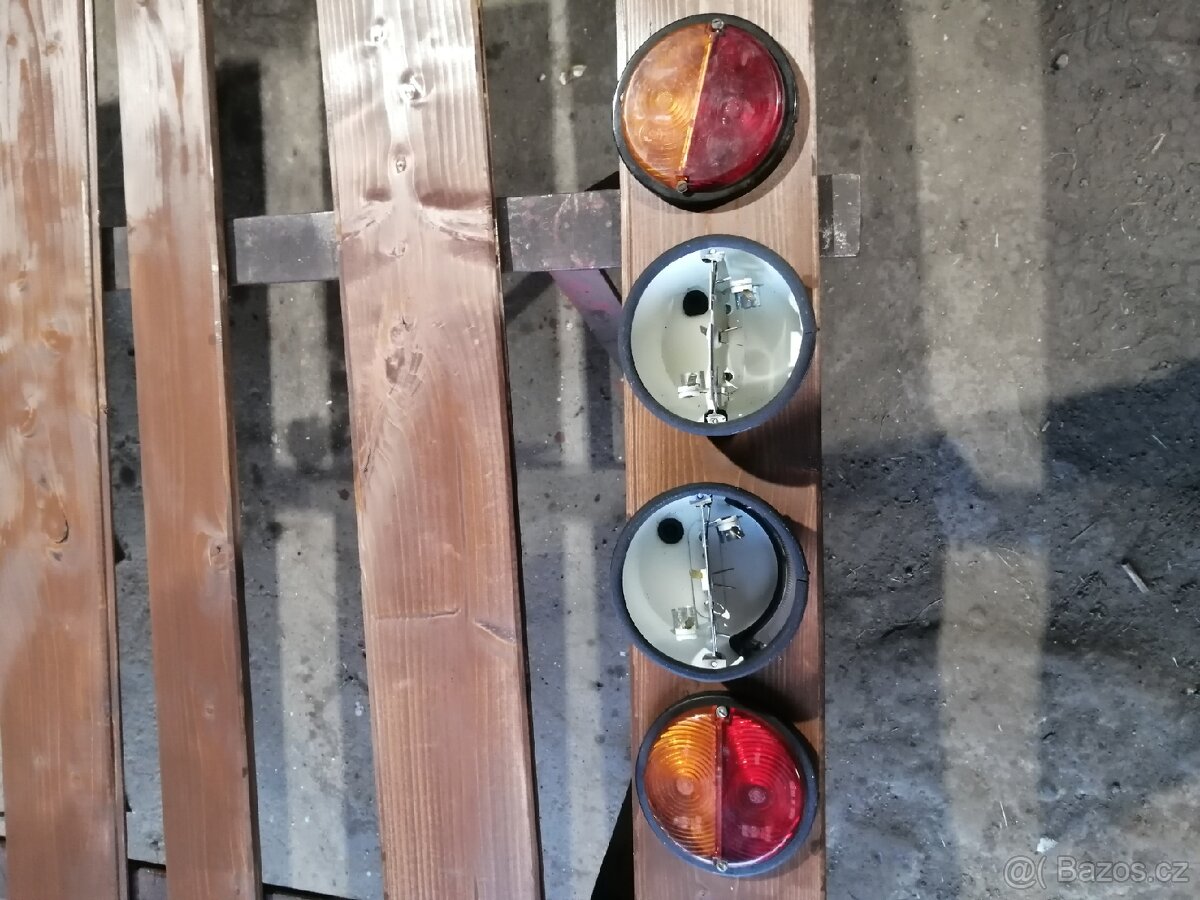 Zadní světla - 3
