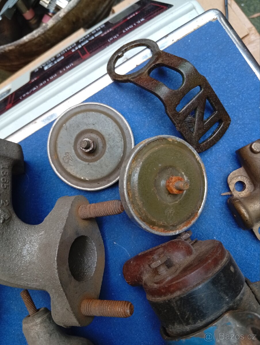 Směs moto díly - 3