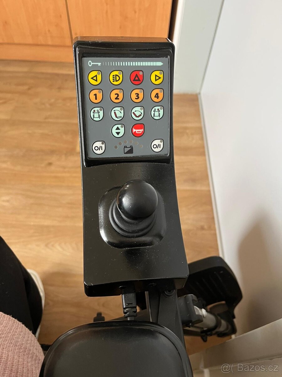 Elektrický invalidní vozík Puma 40 - 3