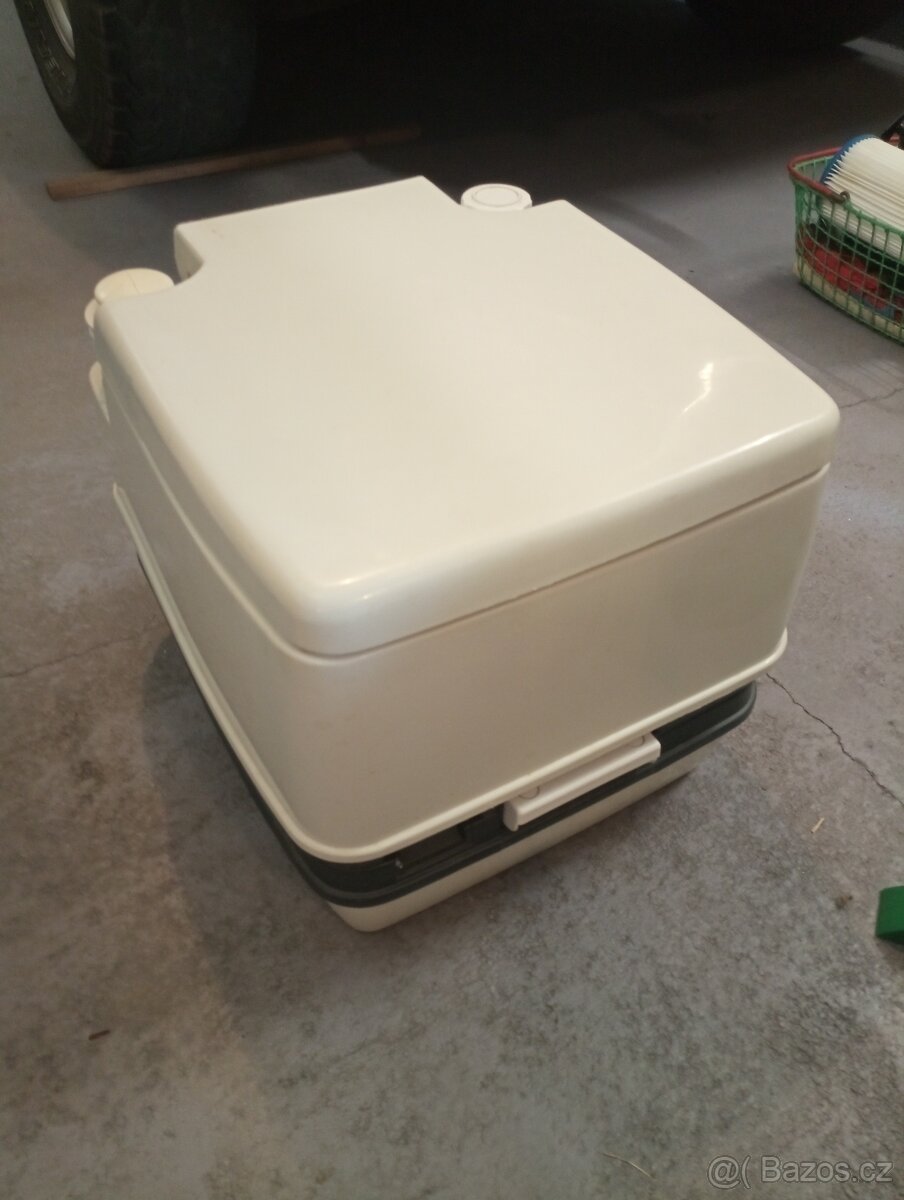 Chemická toaleta - 3