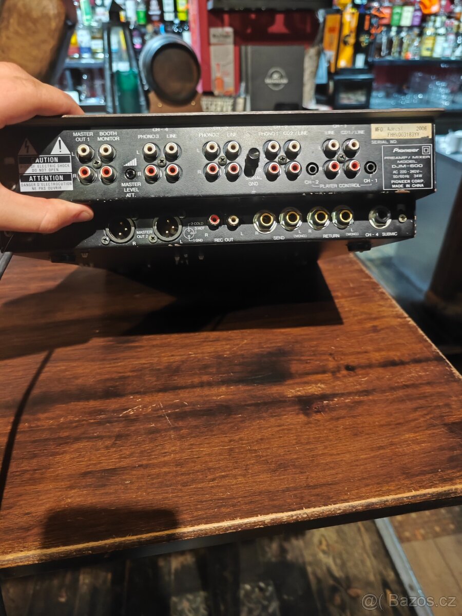 Pioneer DJM 600. Top Stav - 3