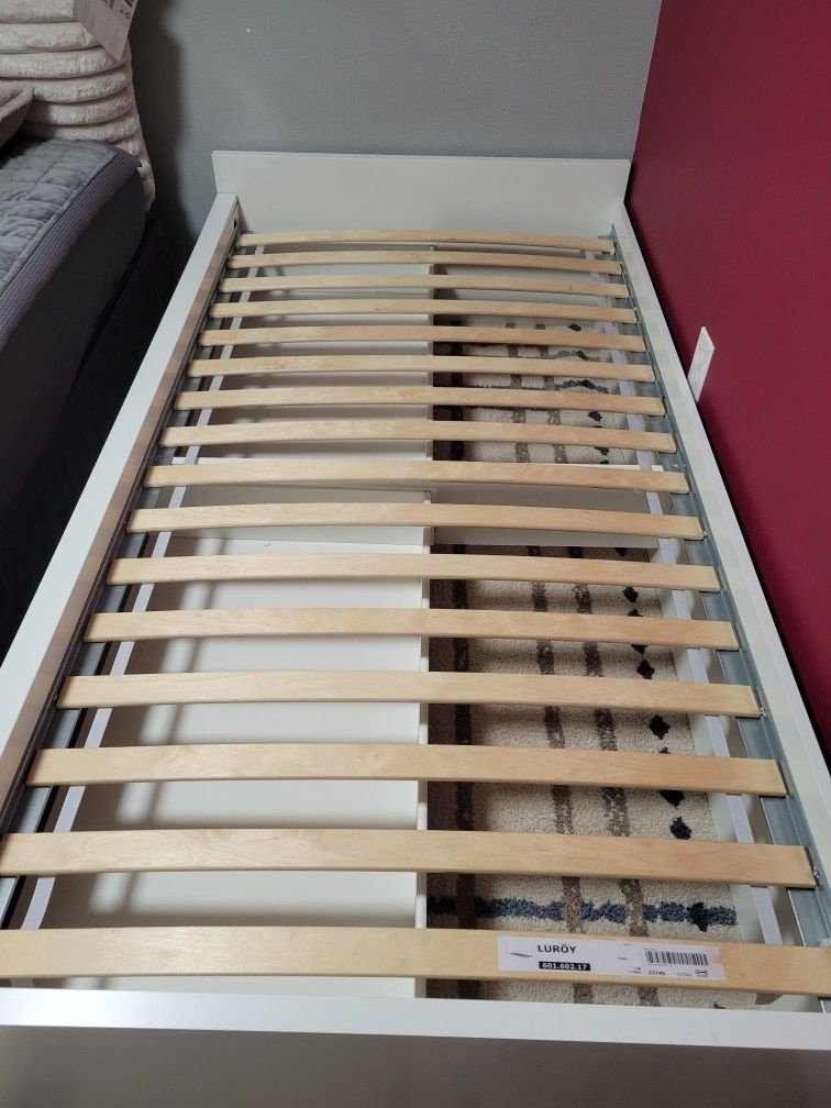 Jednolůžková postel IKEA FLAXA (90x200 cm) – bílá - 3