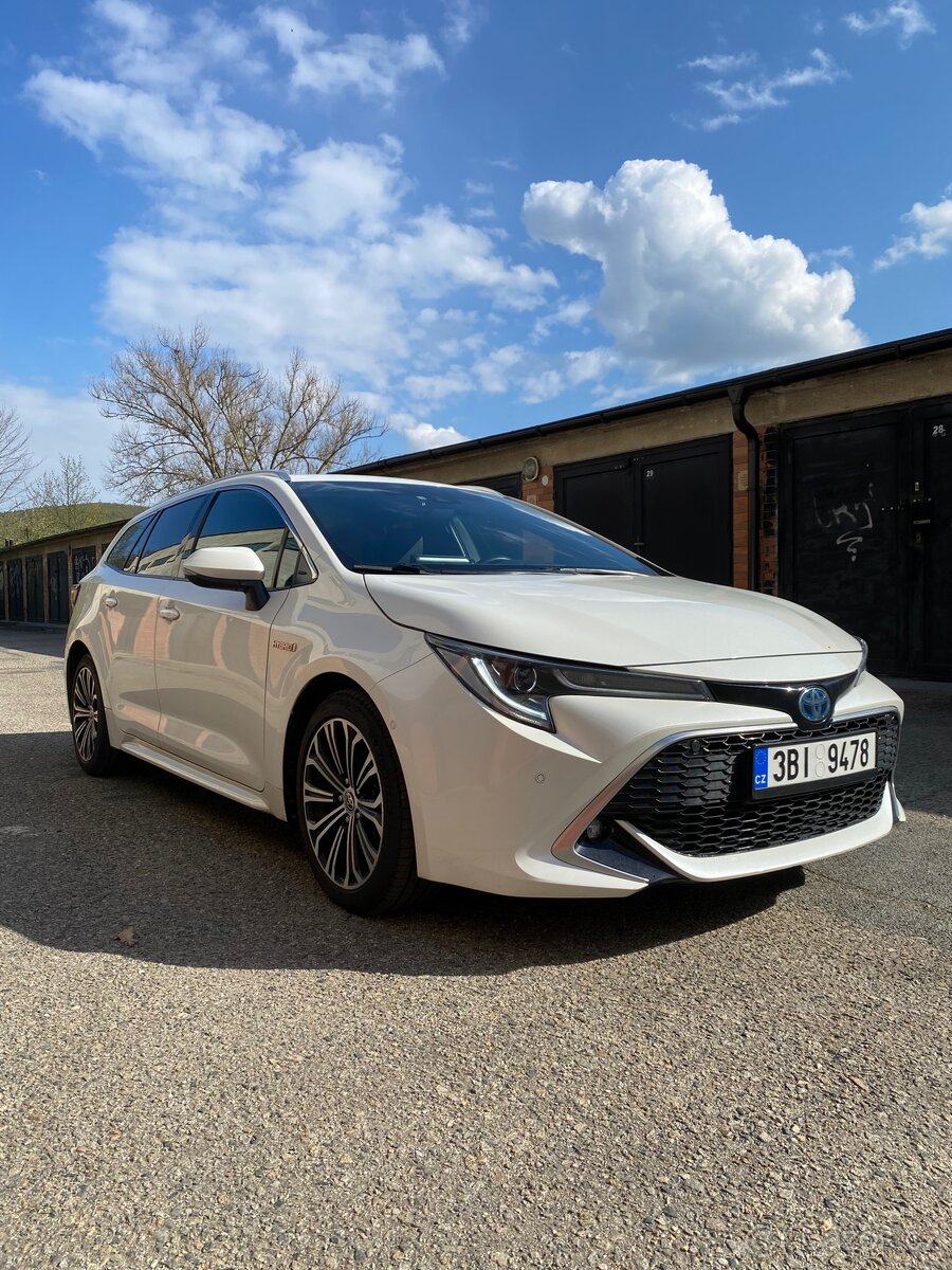 Toyota Corolla 1.8 Hybrid - 3