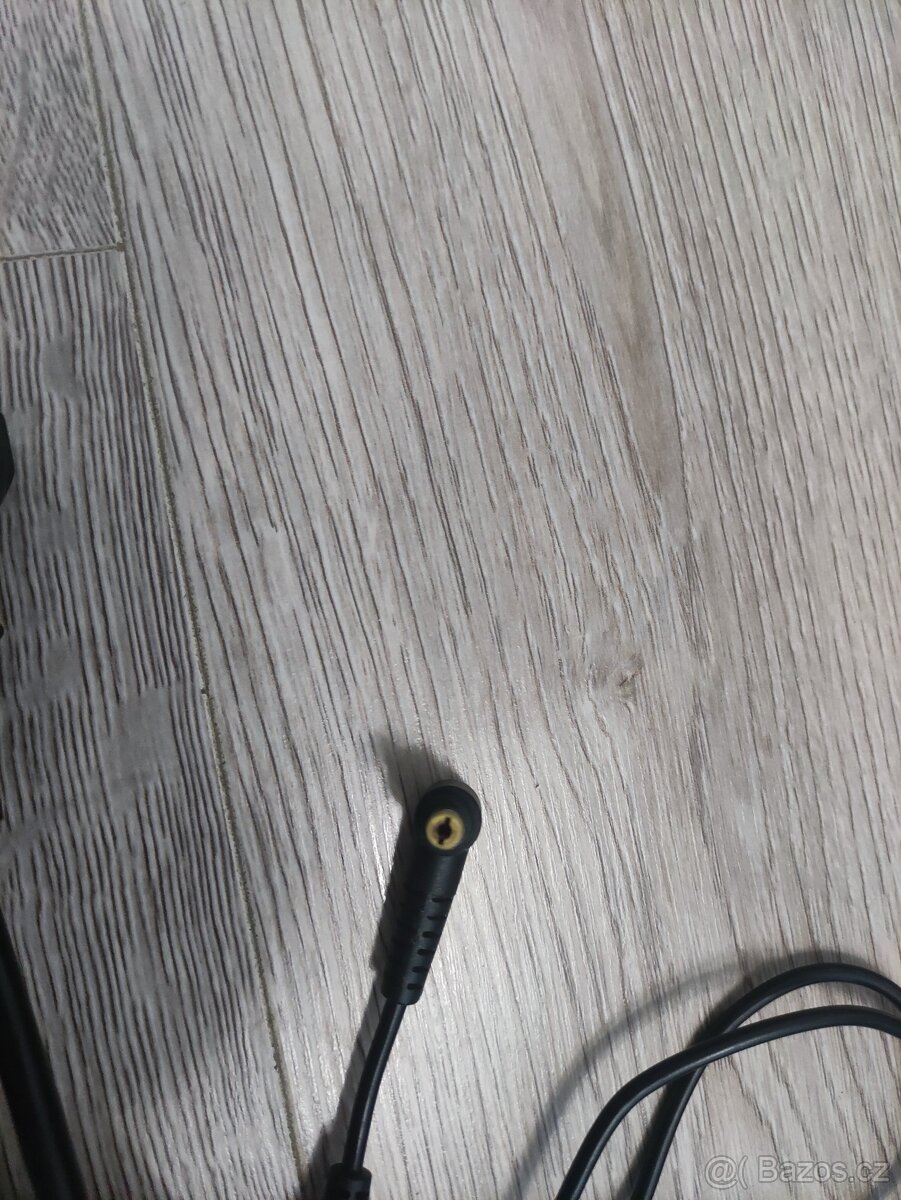 Nabíječka k notebooku Acer – 65W (Chicony) - 3