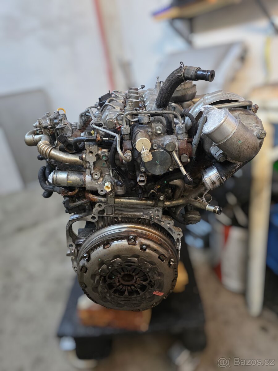 Kompletní motor 2,2 D-CAT Toyota 2AD záruka 114t.km - 3