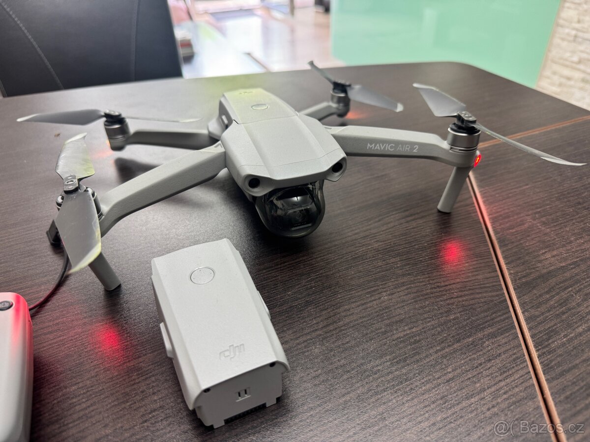 Dji Mavic air 2 fly more combo - 3