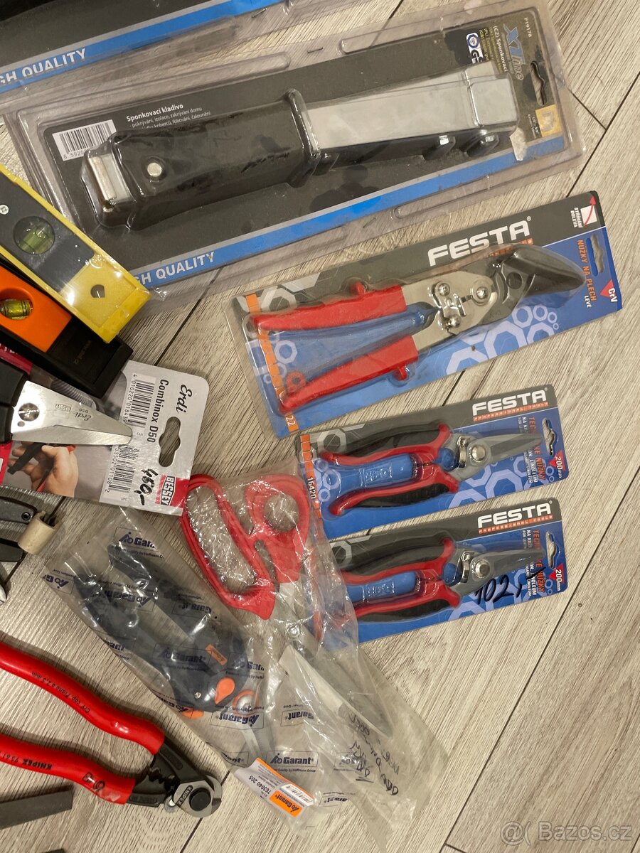 Nářadí nůžky pilníky kleště sponkovačka - 3