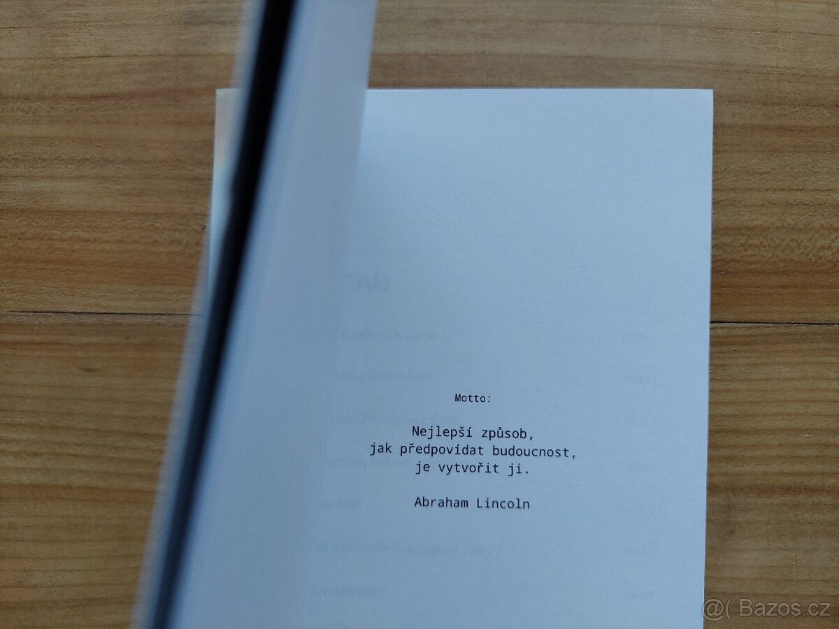 Ondřej Neff - 3 kroky do tmy, sci-fi českého mistra fantasy - 3