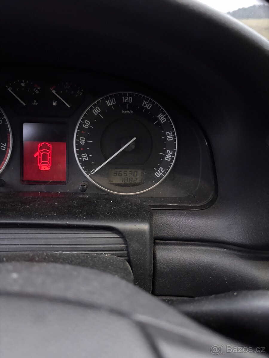 škoda superb 1 1.8t 110kw - 3