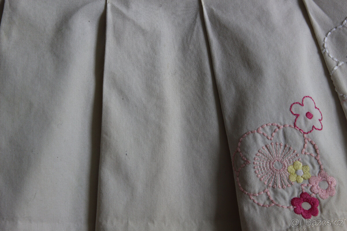 Dívčí skládaná sukýnka, vel. 122 - 3