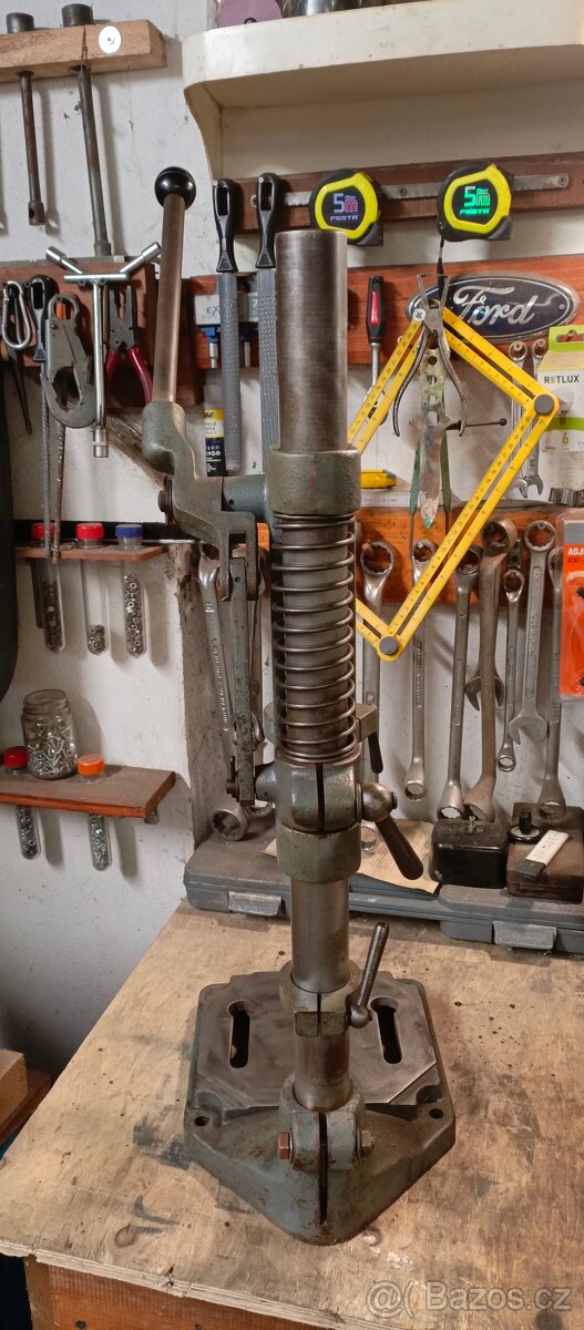 Stojan na vrtačku - 3