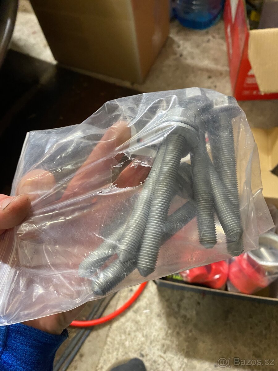 MQB Nápravnice + podložky racingline + strongflex - 3