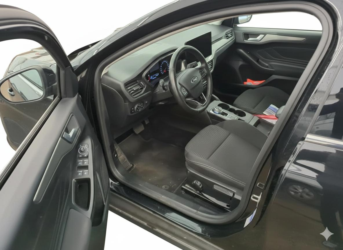 FORD FOCUS KOMBI 1,5 TDCI TITANIUM AUTOMAT - 3