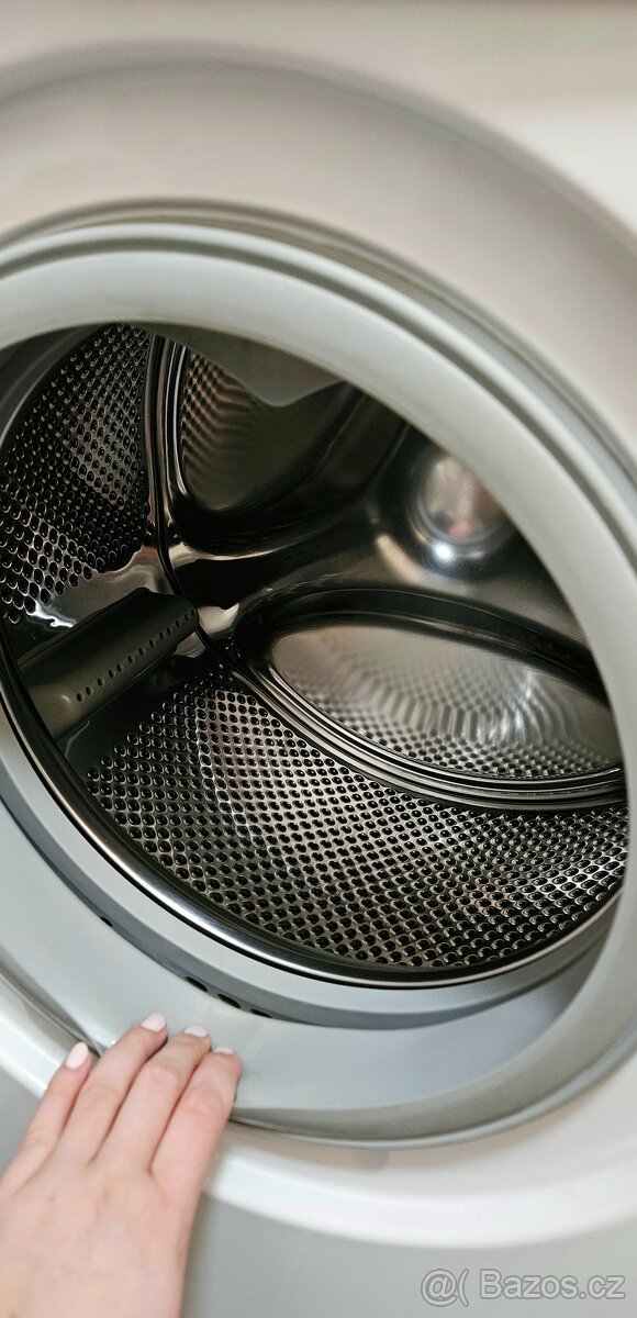 Pračka Whirlpool 6th sense - 3