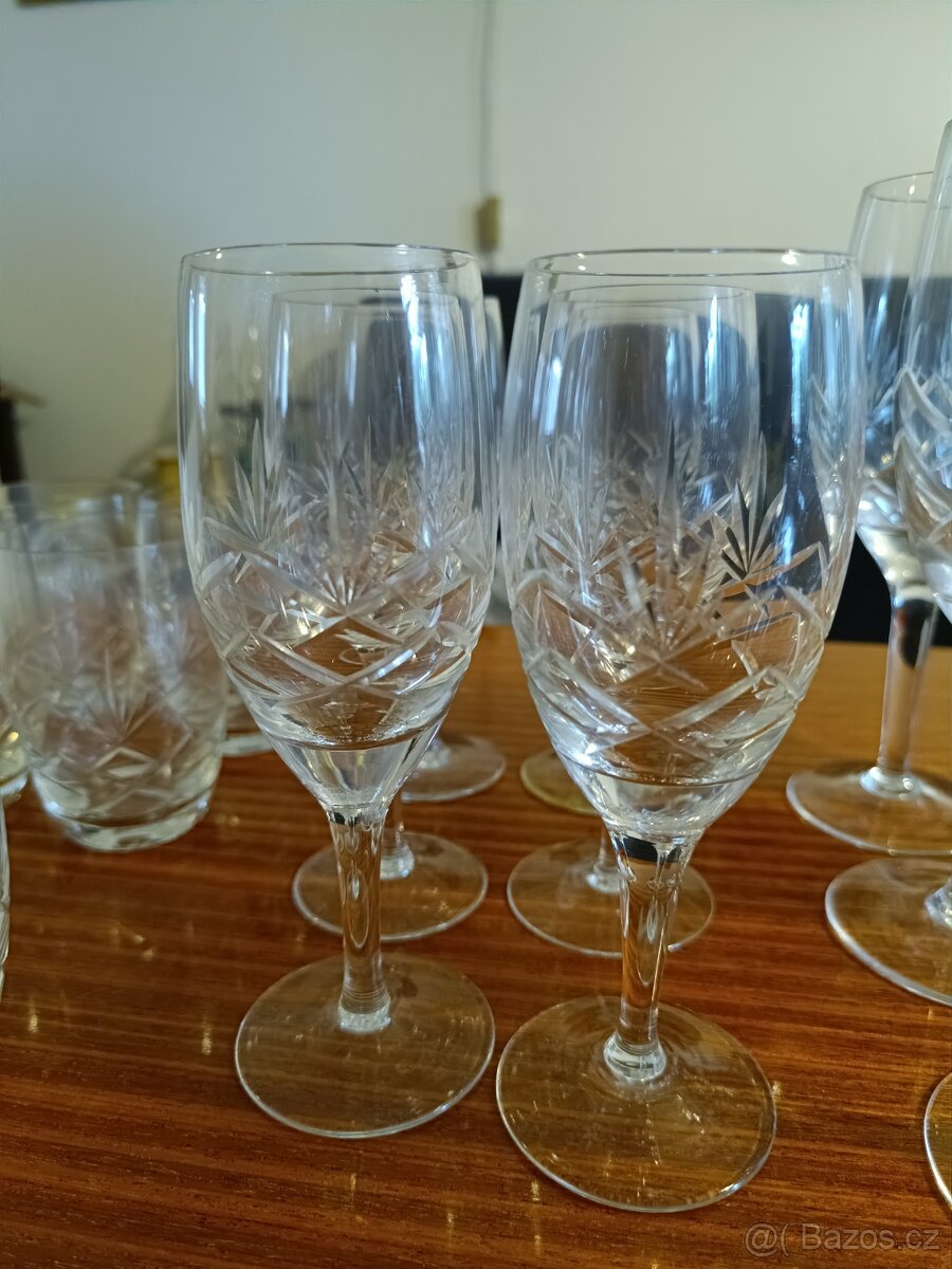 Sada broušených skleniček - 3