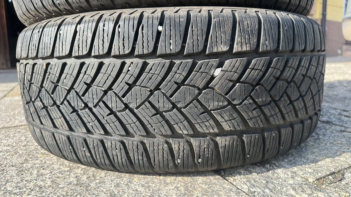 235/55 R17 103V zimní - 3